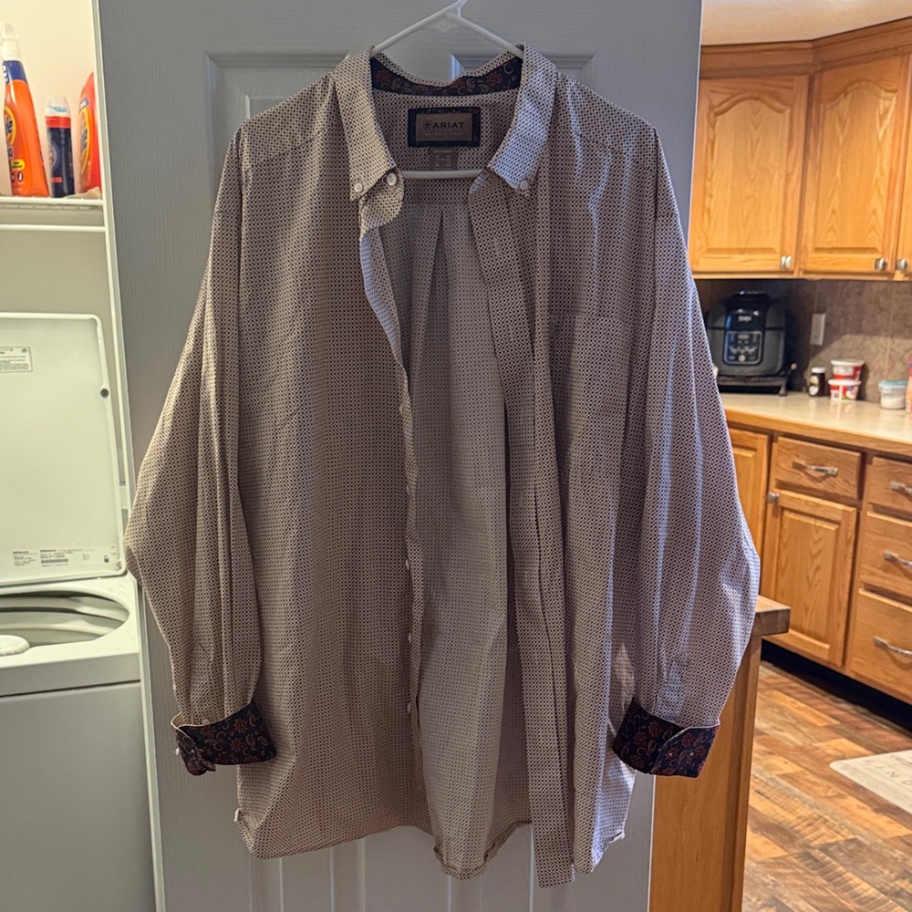 Ariat Men's Tan Shirt with Patterned Cuffs